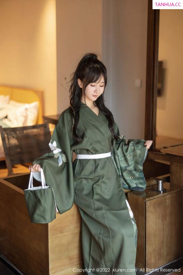 小果冻儿jelly  [XiuRen]高清写真图 2022.07.11 No.5256 小果冻儿第2张图片